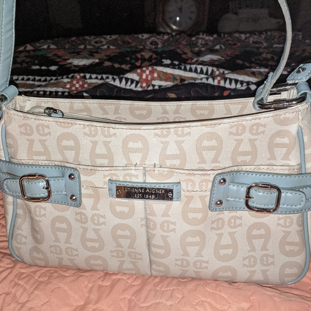 Beautiful brand name purse in nice condition